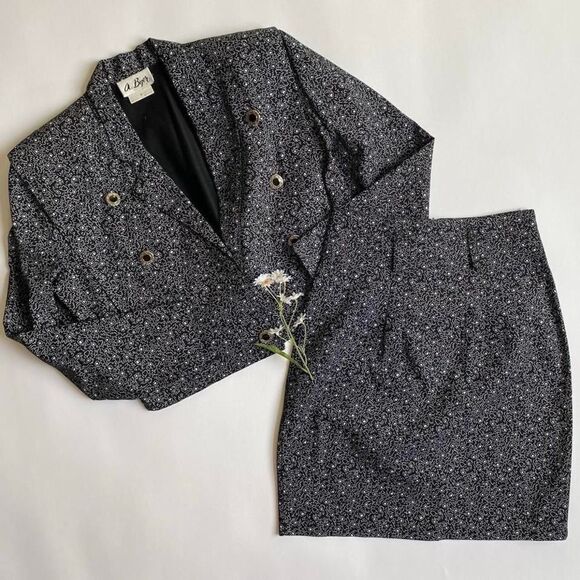 A. Byer Dresses & Skirts - Vintage black blazer & mini skirt set
